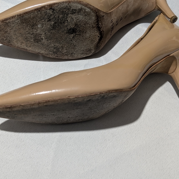 Coach Women's Beige Patent Leather Heels - Picture 8 of 8